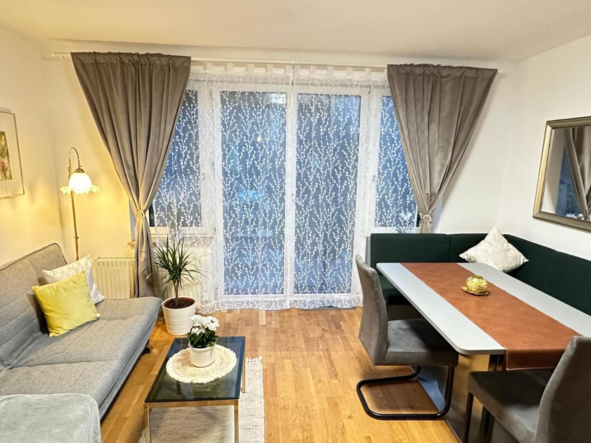 Green Paradise & Cozy Retreat Salzburg With Free Parking ภายนอก รูปภาพ